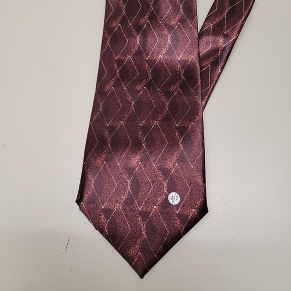 Versace Classic V2 Silk Tie - Picture 7 of 13